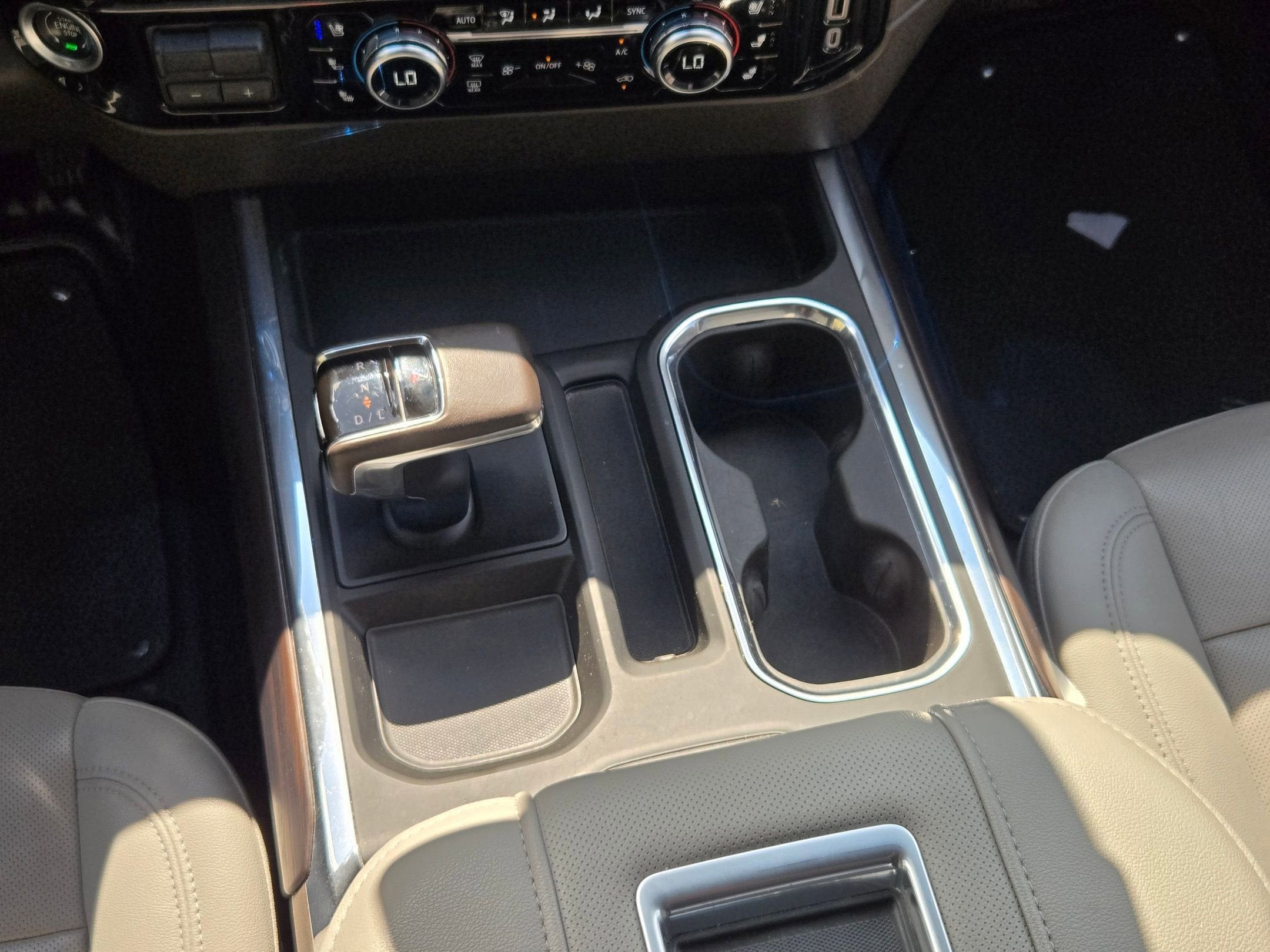 2022 GMC SIERRA 1500 4WD 4WD SLT