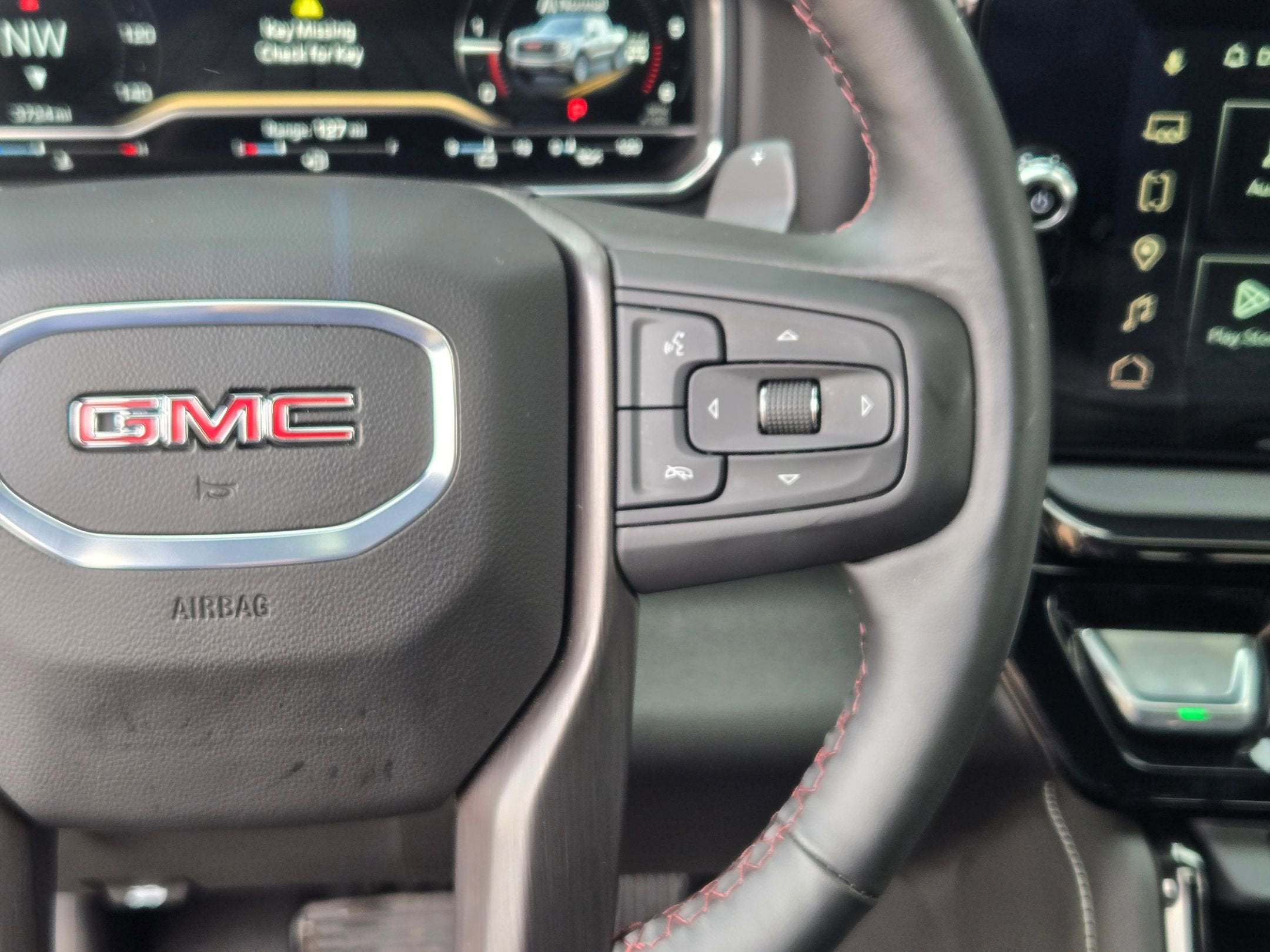 2025 GMC SIERRA 1500 AT4X