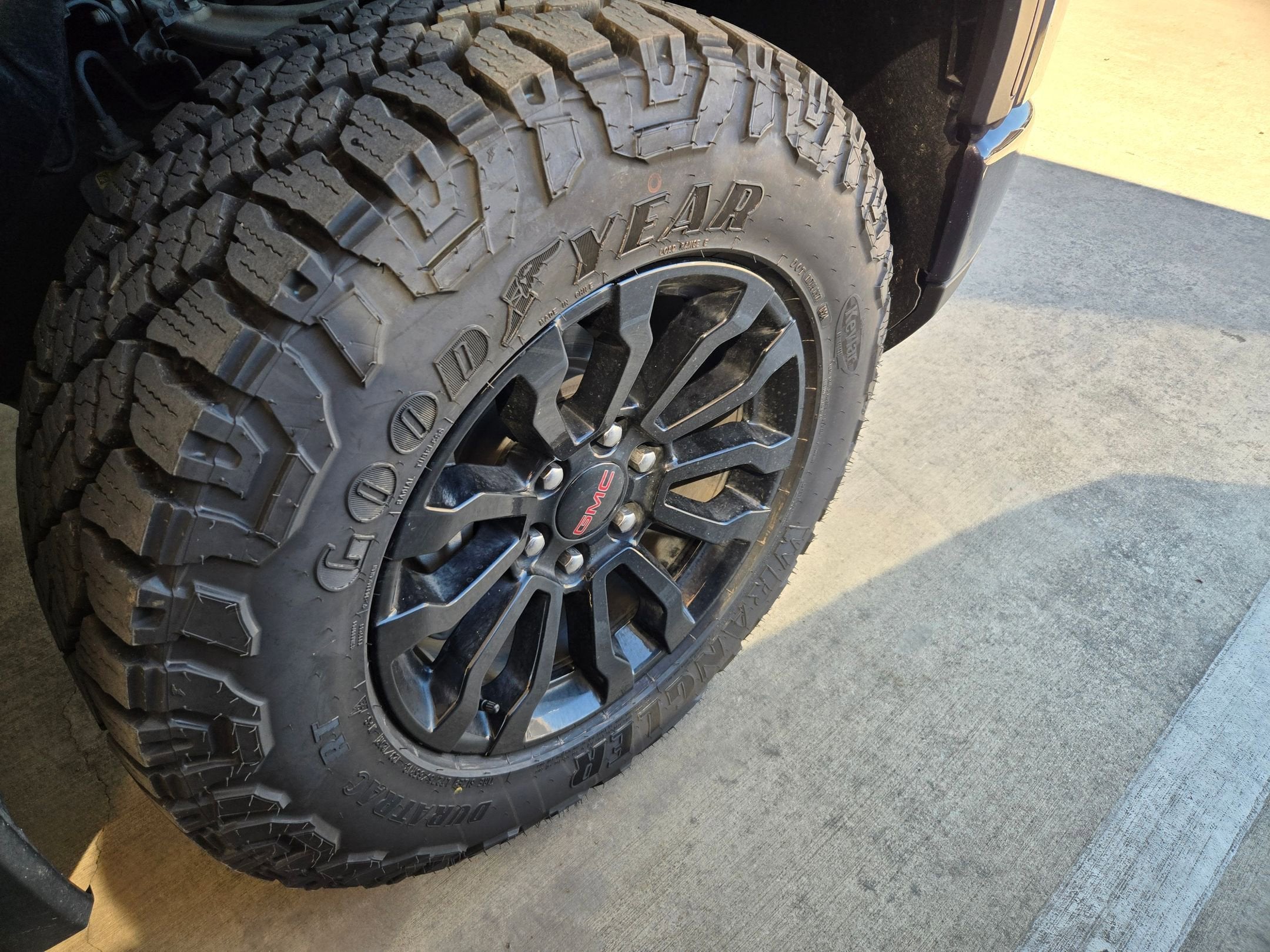 2022 GMC SIERRA 1500 AT4X