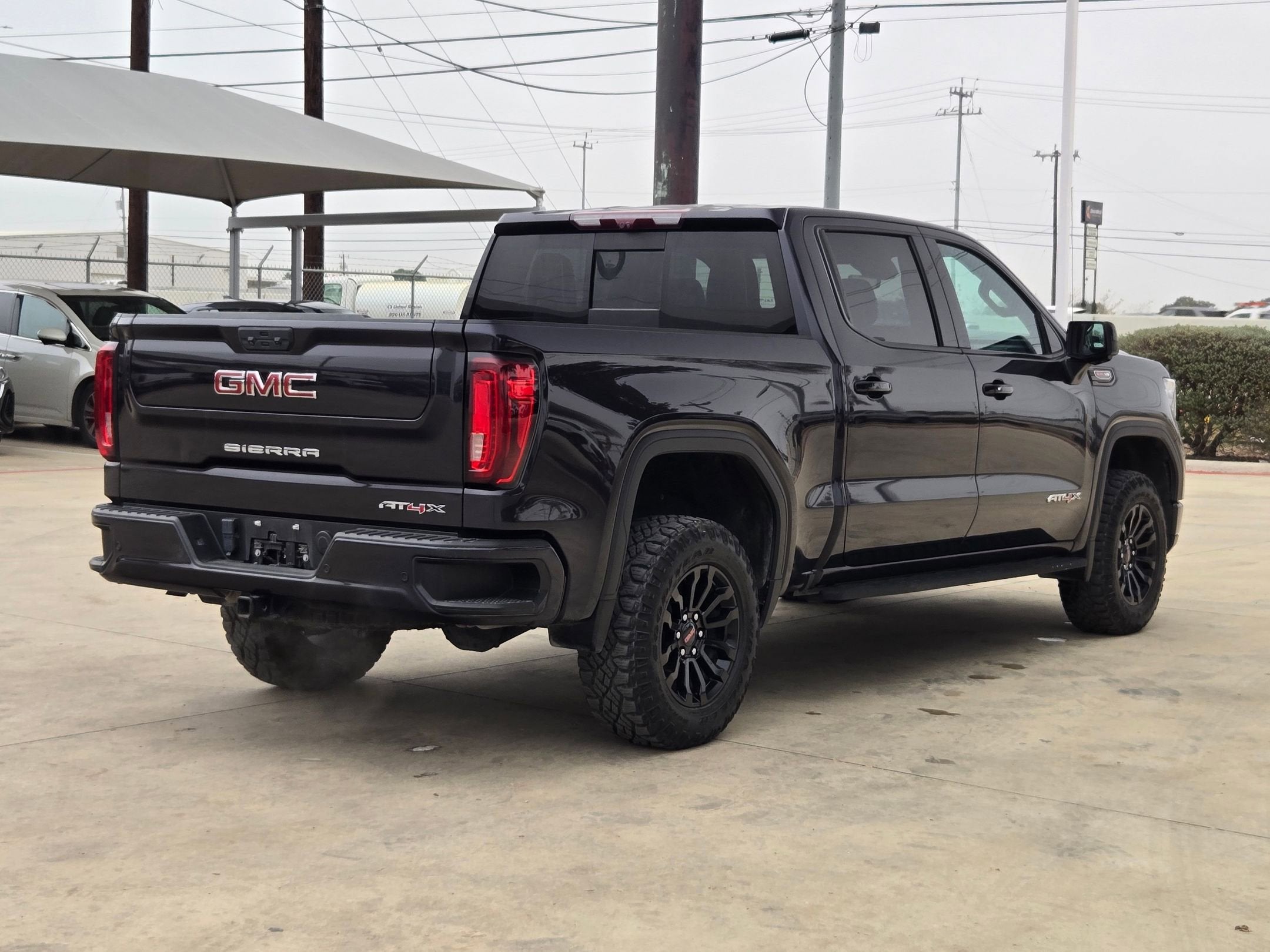 2023 GMC SIERRA 1500 AT4X