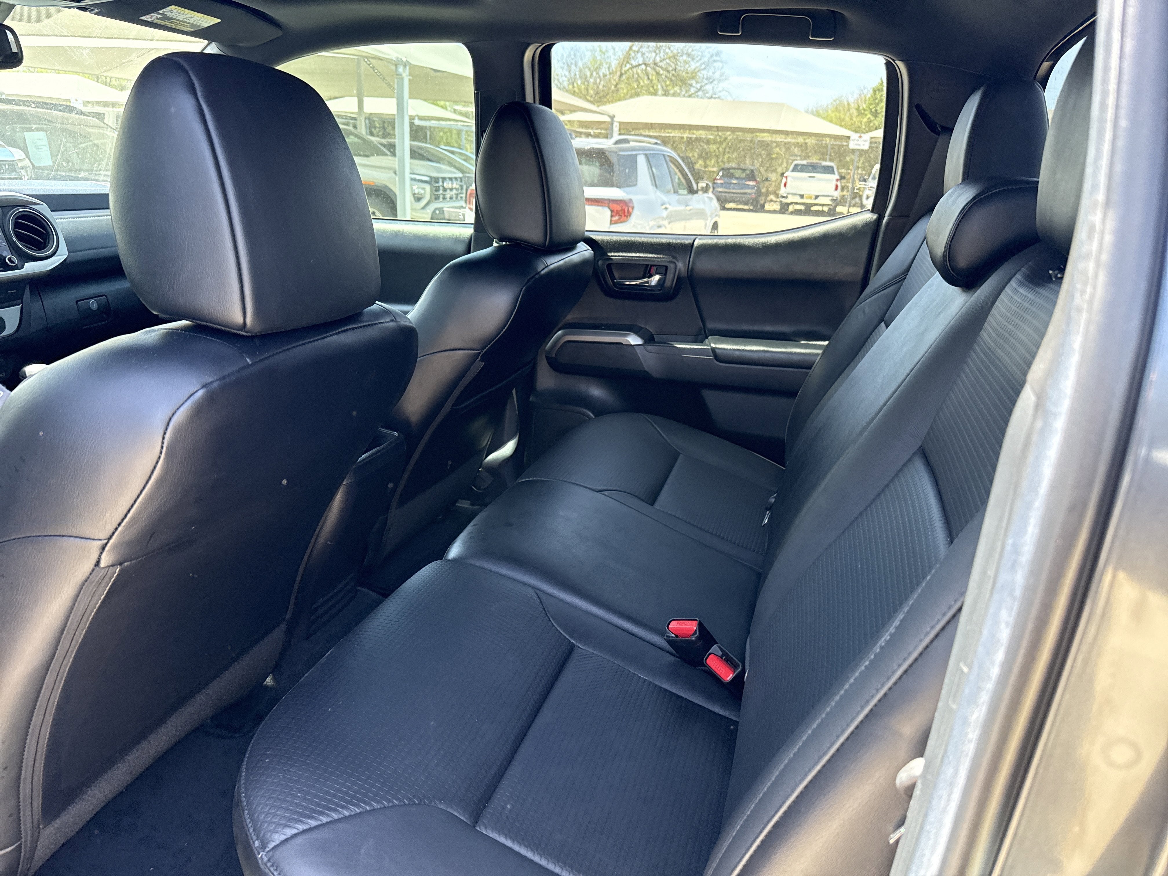 2022 Toyota TACOMA LIMITED