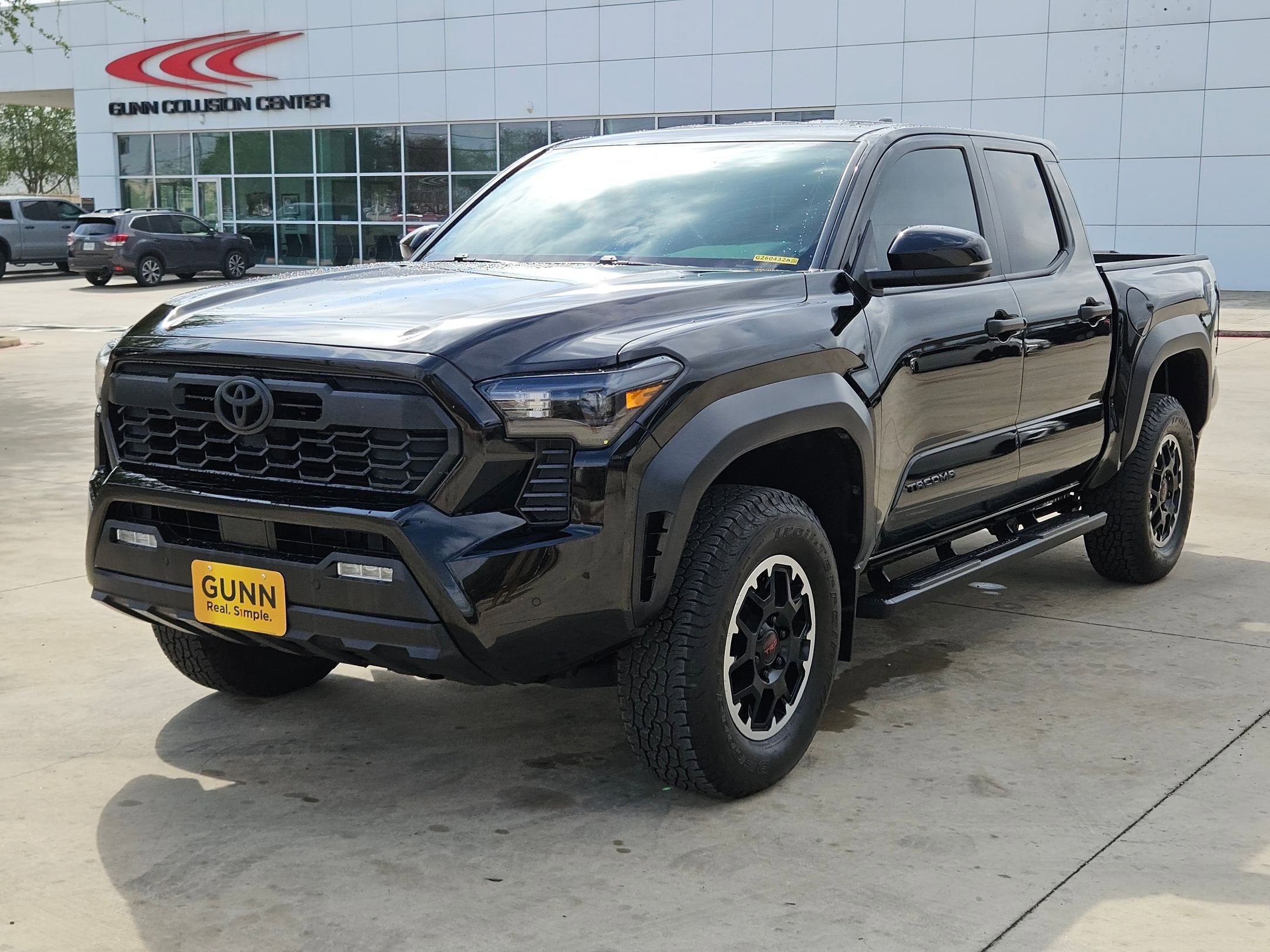 2024 Toyota TACOMA TRD