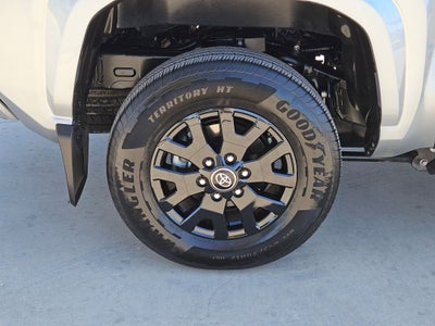 2025 Toyota TACOMA SR5