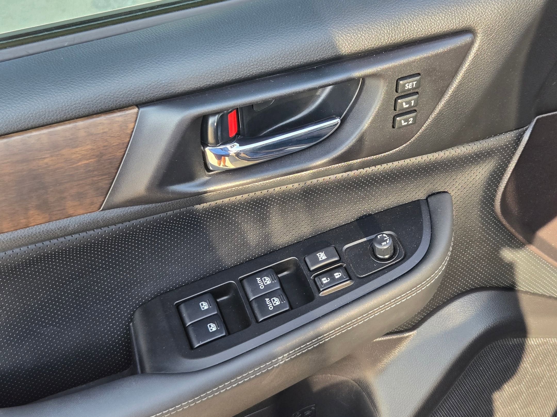 2017 Subaru OUTBACK LIMITED NAVIGATION