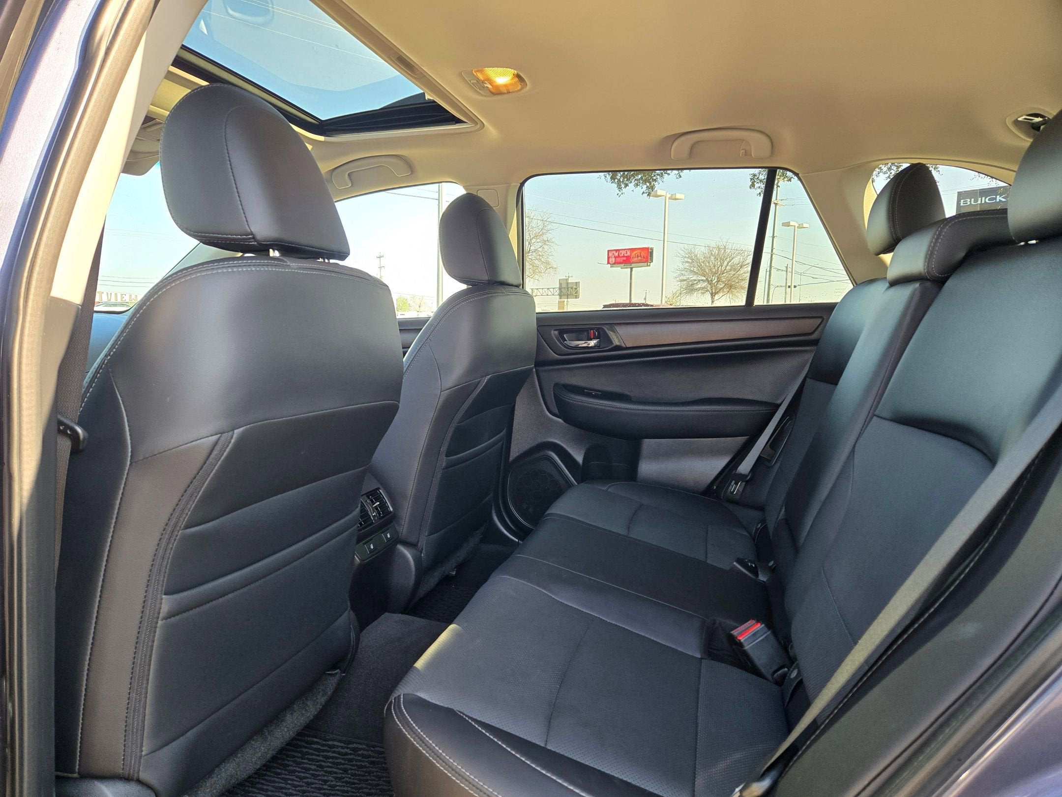 2017 Subaru OUTBACK LIMITED NAVIGATION