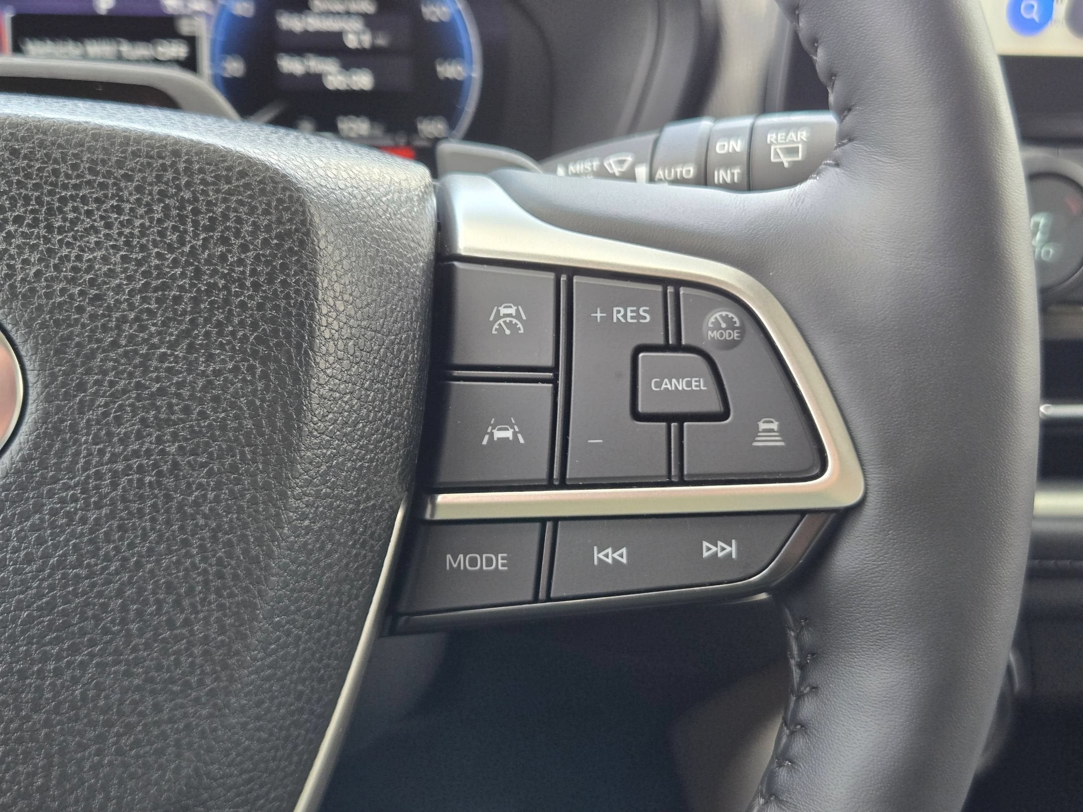 2025 Toyota GRAND HIGHLANDER PLATINUM