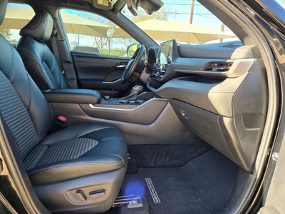 2024 Toyota HIGHLANDER XSE