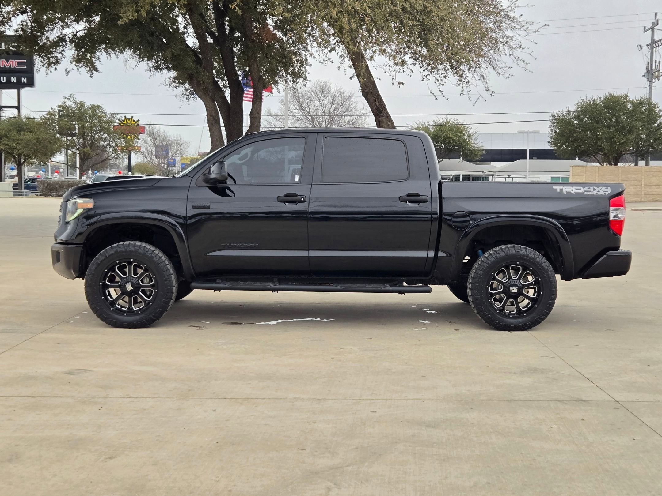 2019 Toyota TUNDRA SR5