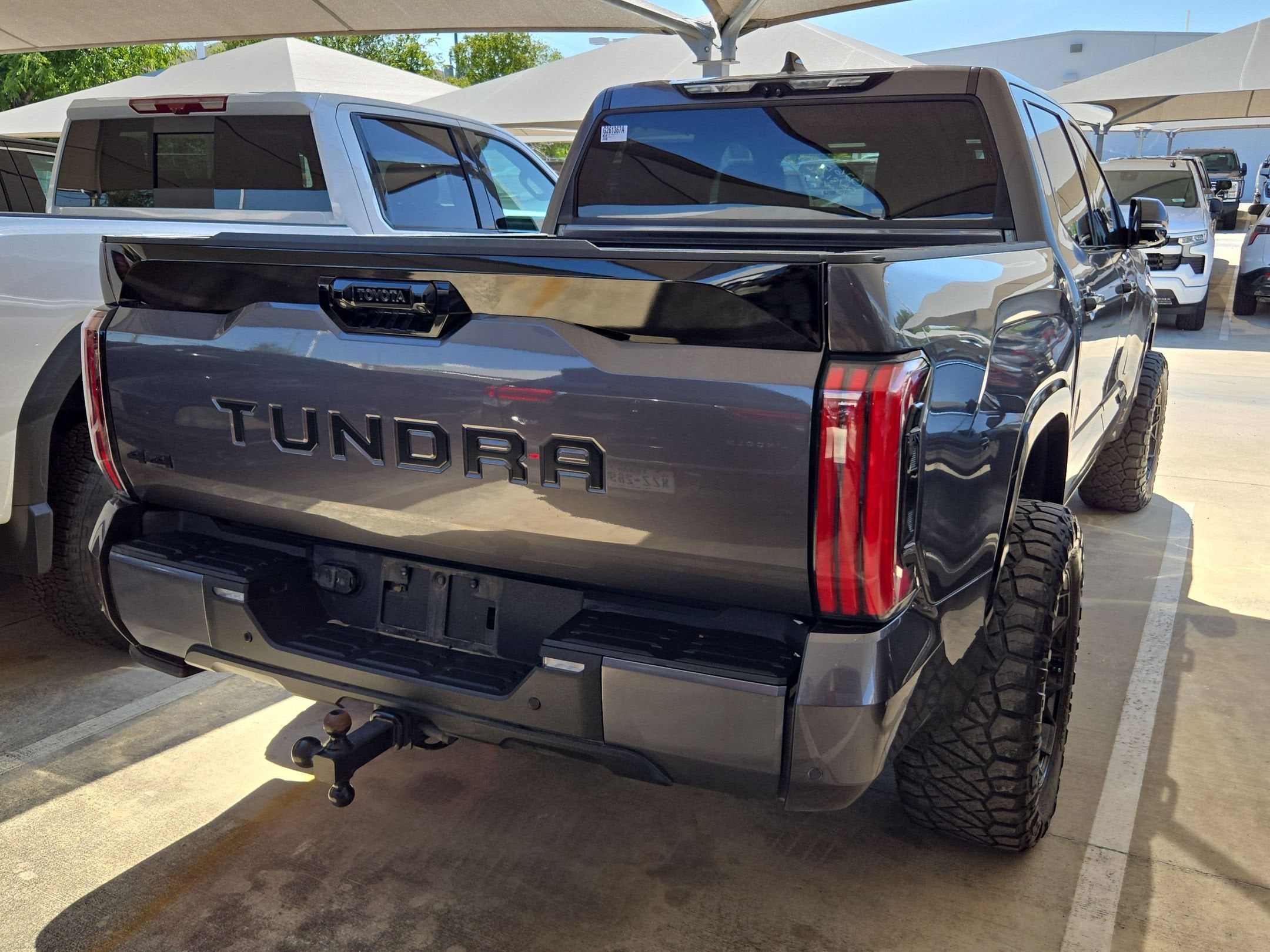 2023 Toyota TUNDRA PLATINUM