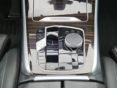2025 BMW X5 50E