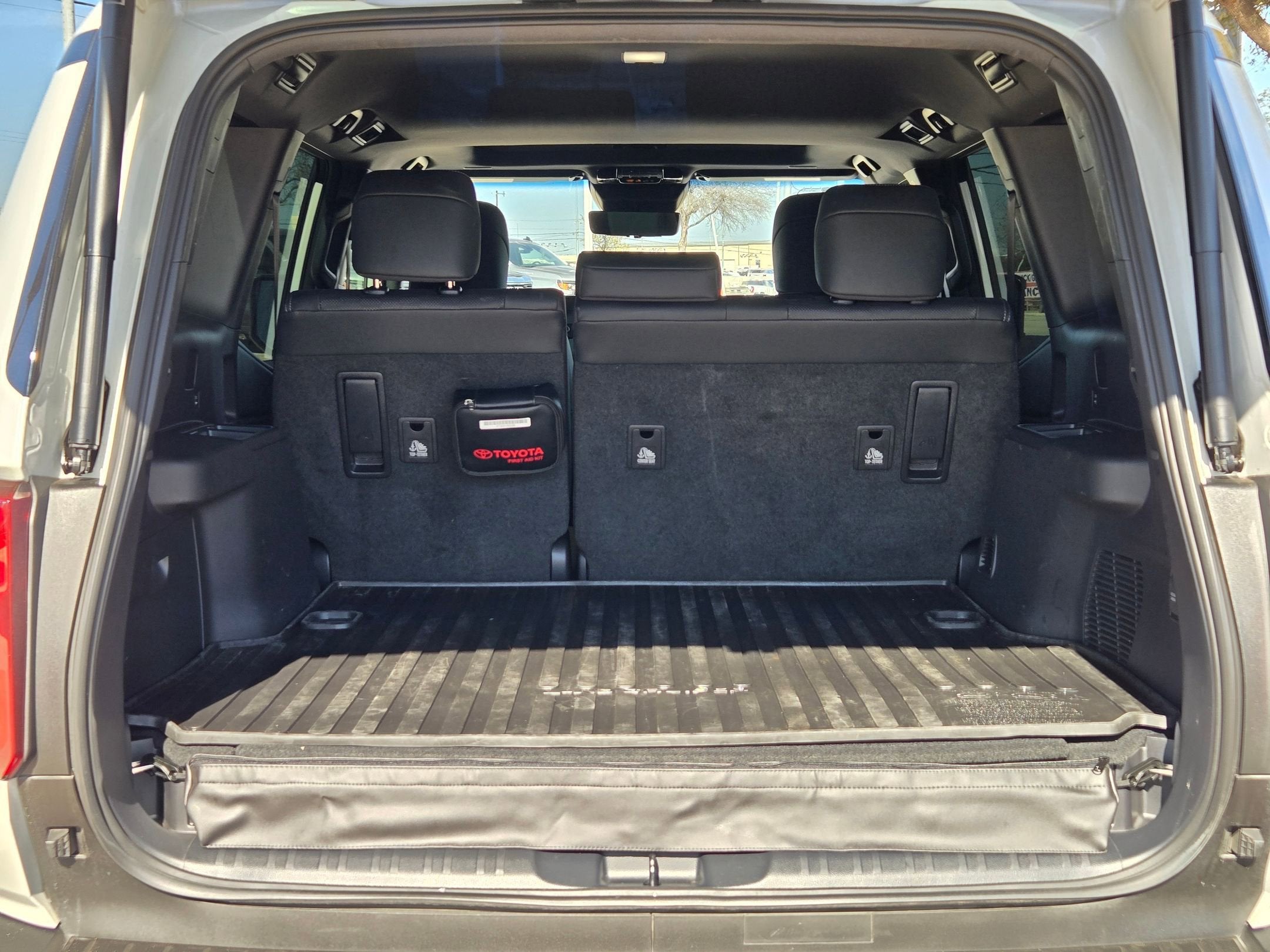 2024 Toyota Land Cruiser Base