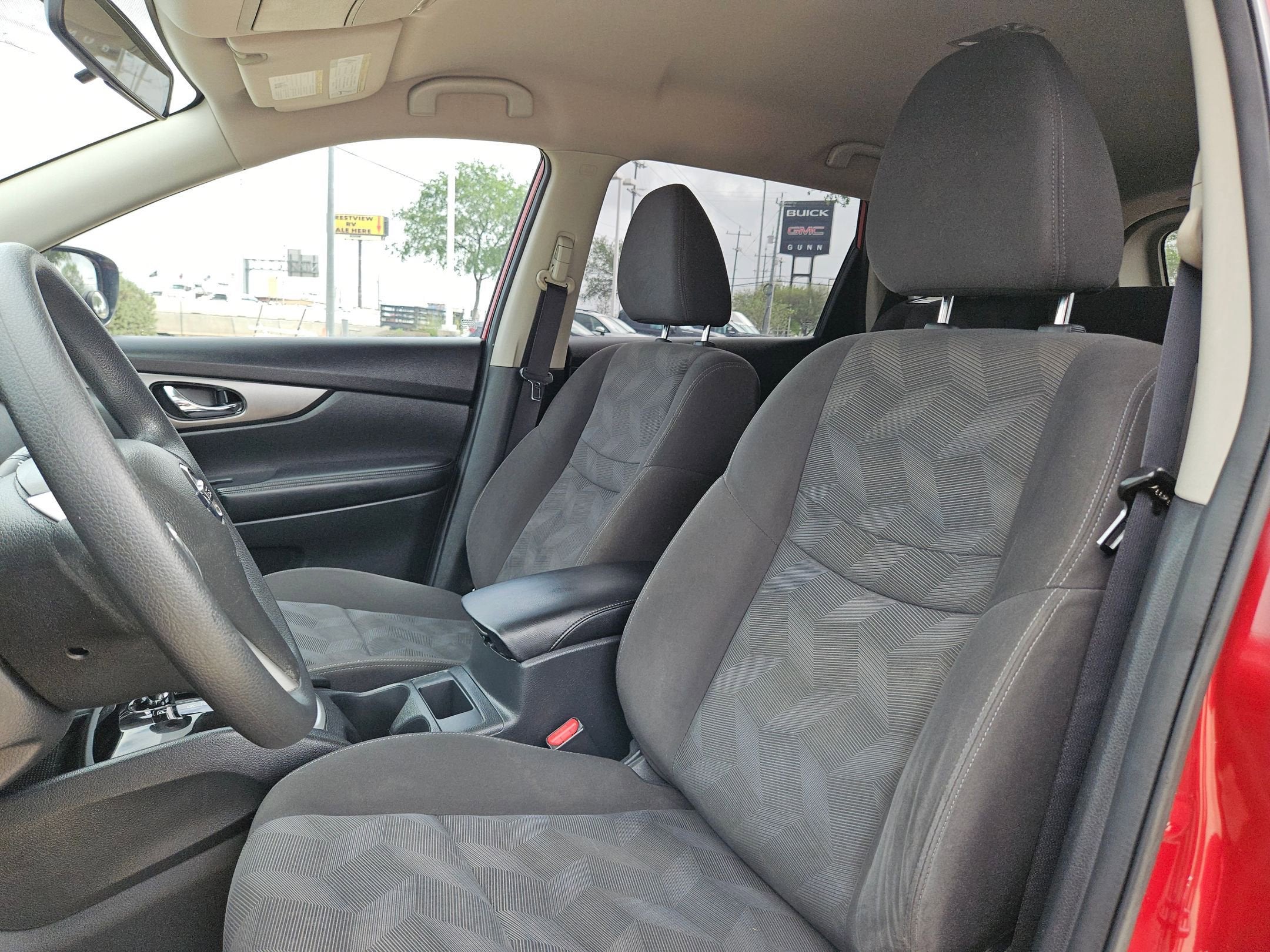 2016 Nissan ROGUE S FWD