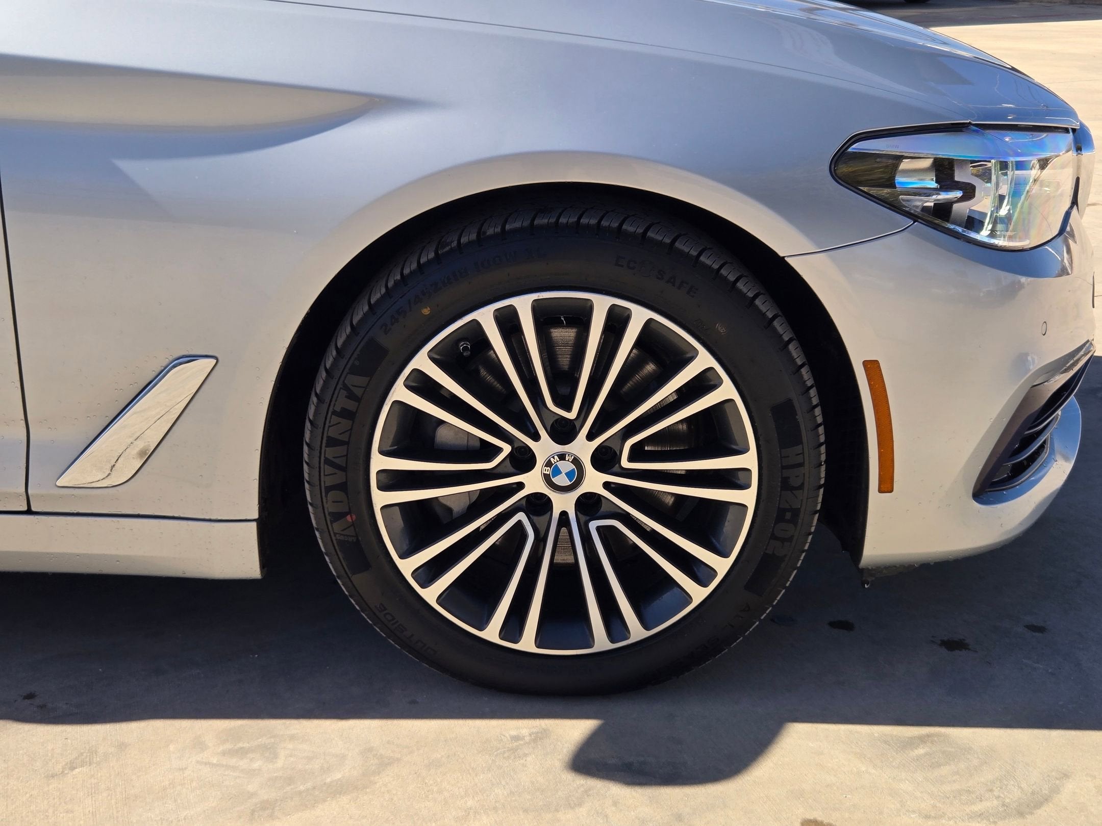 2019 BMW 5 SERIES 540I 540i xDrive