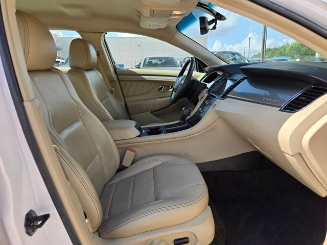 2018 Ford Taurus SEL