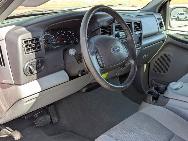 2005 Ford Excursion XLT
