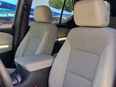 2022 Chevrolet Traverse LS