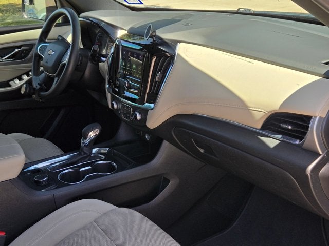 2022 Chevrolet Traverse LS