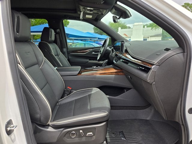 2024 Cadillac Escalade ESV 4WD Premium Luxury