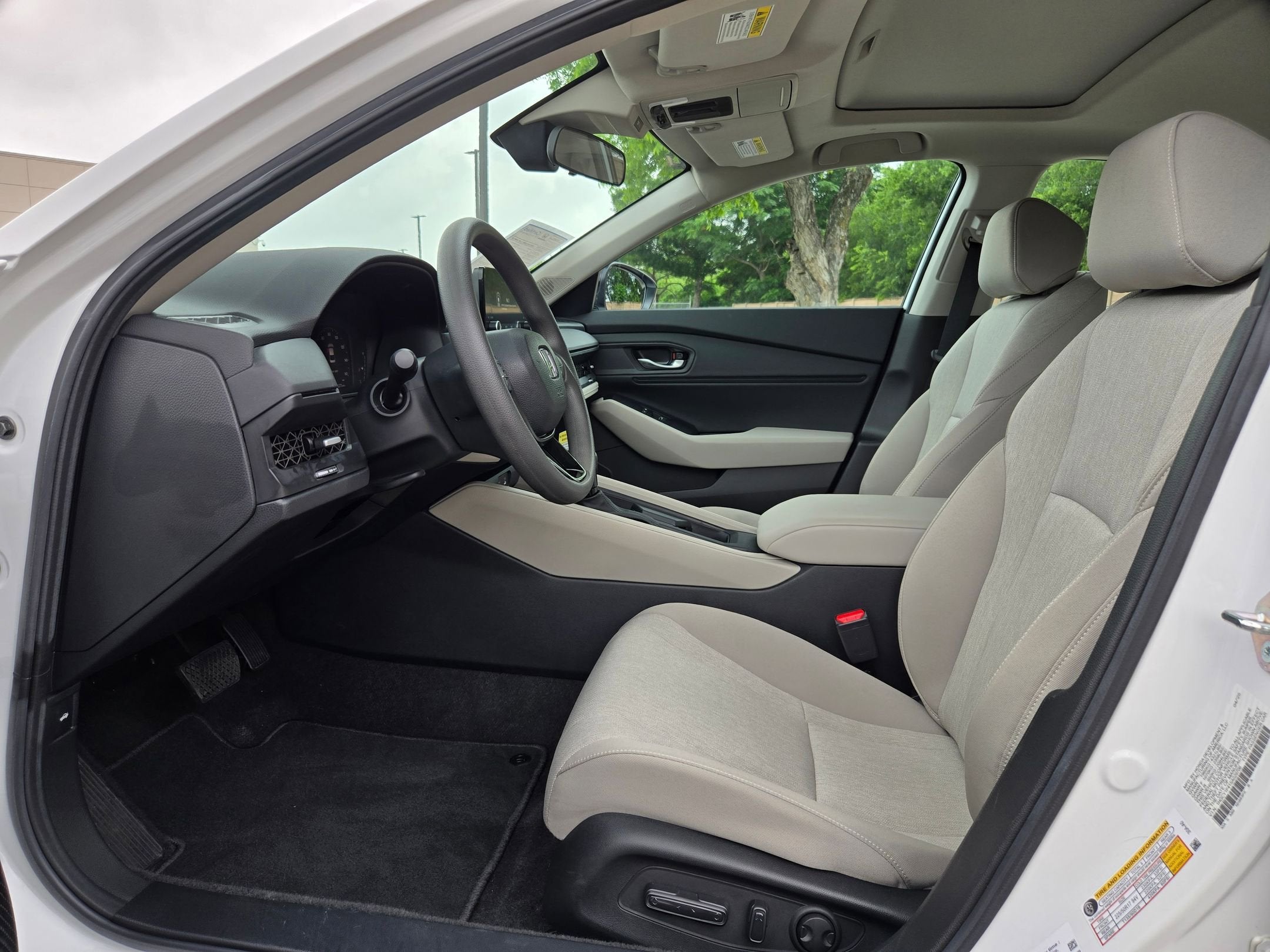 2025 Honda Accord Sedan SE