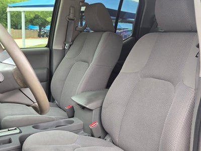 2017 Nissan Frontier SV V6