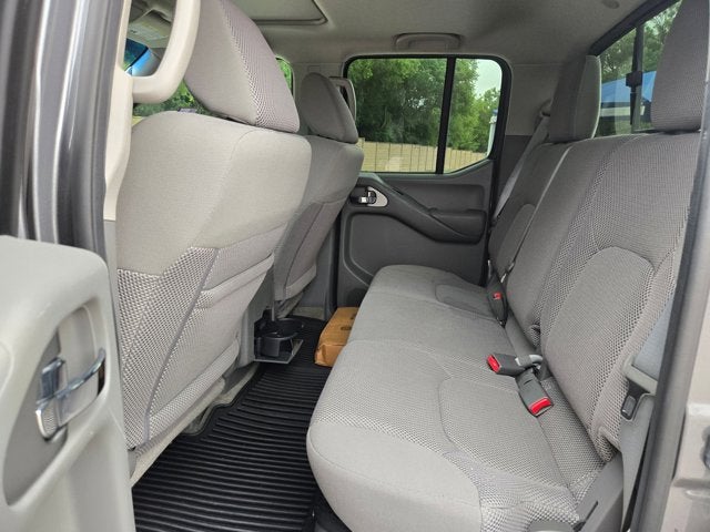 2017 Nissan Frontier SV V6