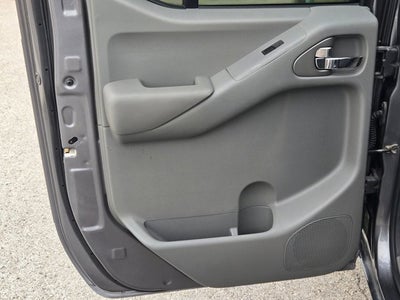 2017 Nissan Frontier SV V6