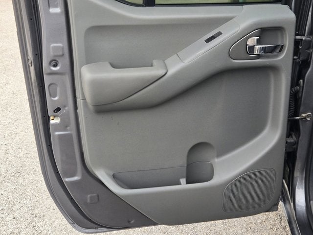 2017 Nissan Frontier SV V6