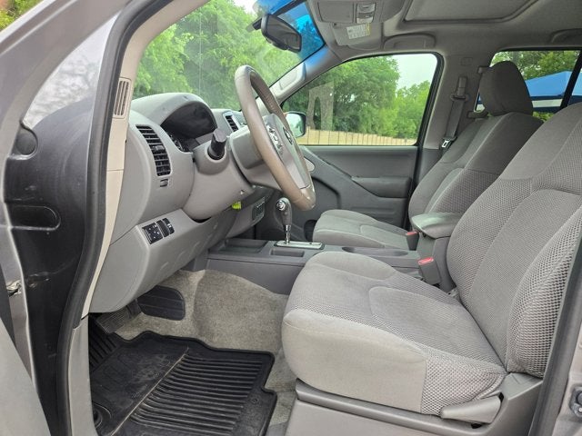 2017 Nissan Frontier SV V6