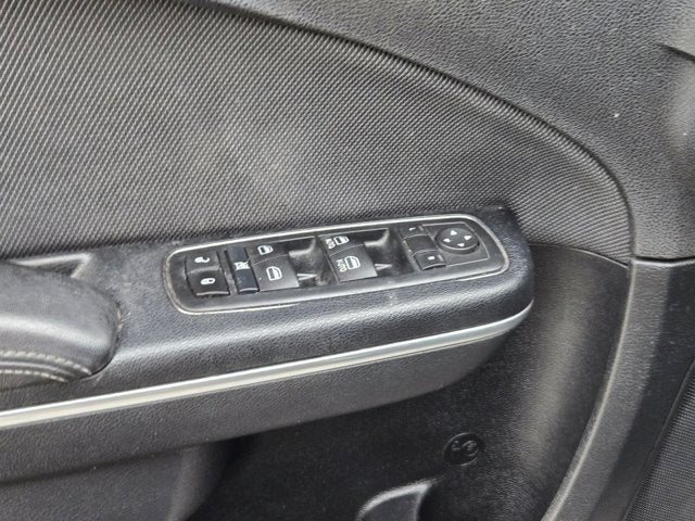 2016 Dodge Charger SE