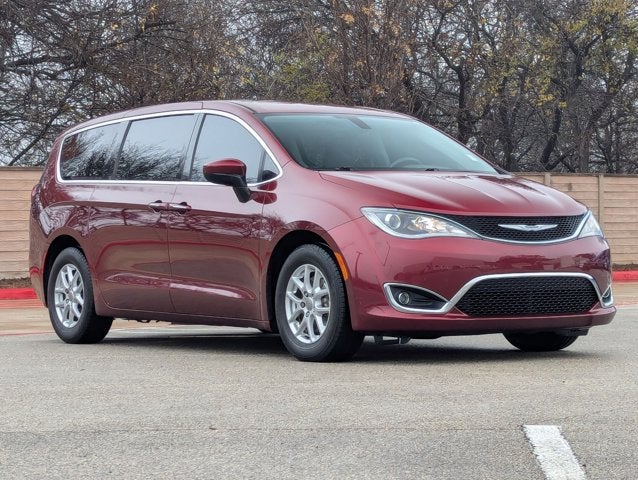 2017 Chrysler Pacifica Touring Plus