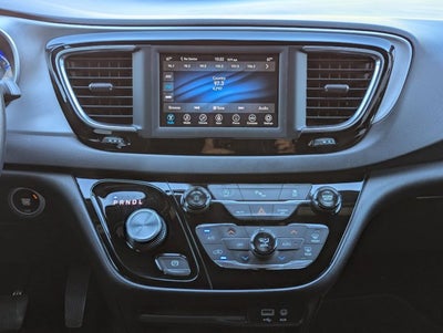 2018 Chrysler Pacifica Touring Plus