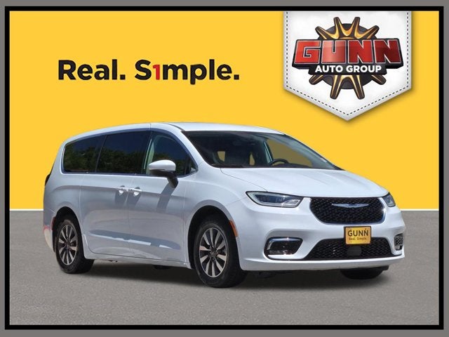 2023 Chrysler Pacifica Hybrid Touring L