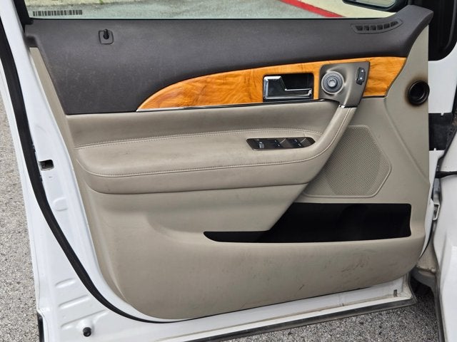 2012 Lincoln MKX Base