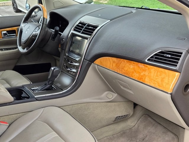 2012 Lincoln MKX Base