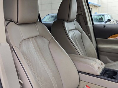 2012 Lincoln MKX Base