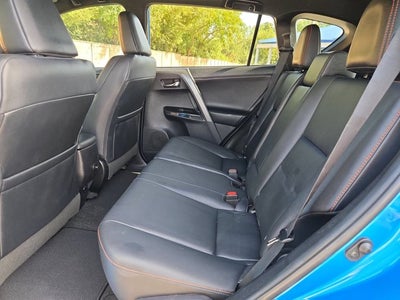 2017 Toyota RAV4 SE