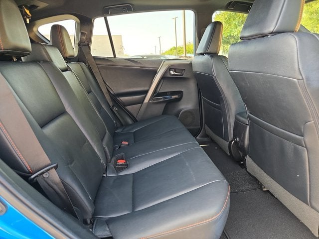 2017 Toyota RAV4 SE