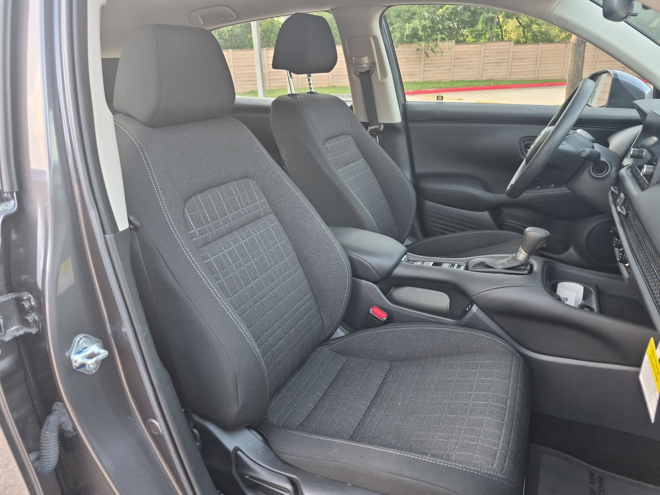 2025 Honda HR-V LX