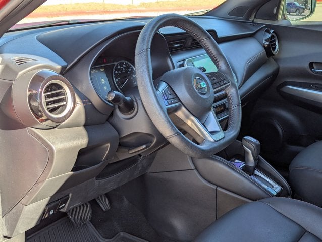 2020 Nissan Kicks SR