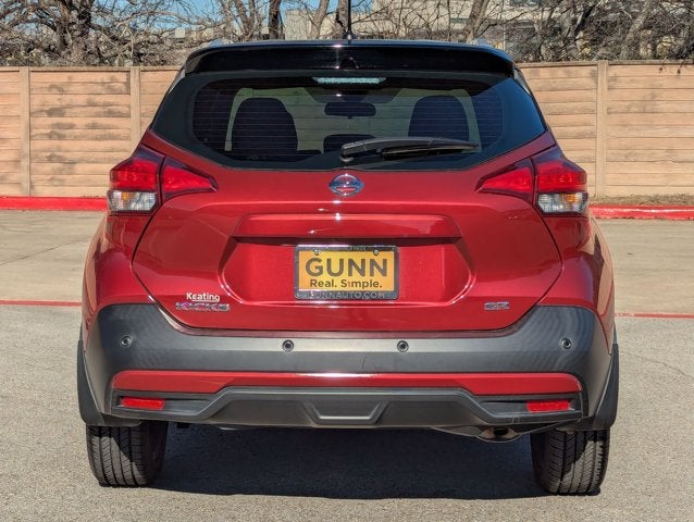 2020 Nissan Kicks SR