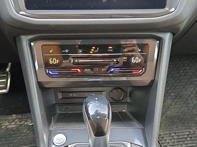 2022 Volkswagen Tiguan SE R-Line Black
