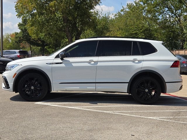 2022 Volkswagen Tiguan SE R-Line Black