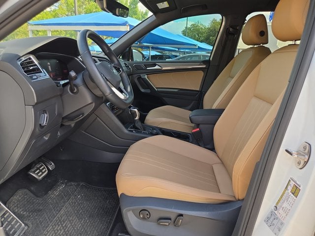 2022 Volkswagen Tiguan SE R-Line Black