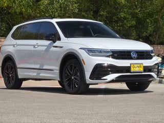 2022 Volkswagen Tiguan SE R-Line Black