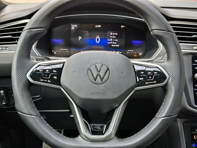 2024 Volkswagen Tiguan SE R-Line Black