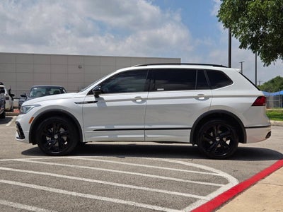 2024 Volkswagen Tiguan SE R-Line Black