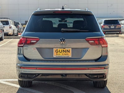 2022 Volkswagen Tiguan SE R-Line Black