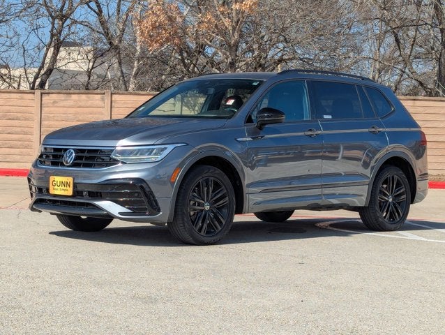 2022 Volkswagen Tiguan SE R-Line Black