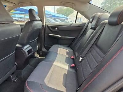 2017 Toyota Camry SE