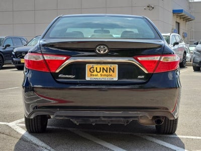 2017 Toyota Camry SE